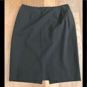 Elegant pencil skirt